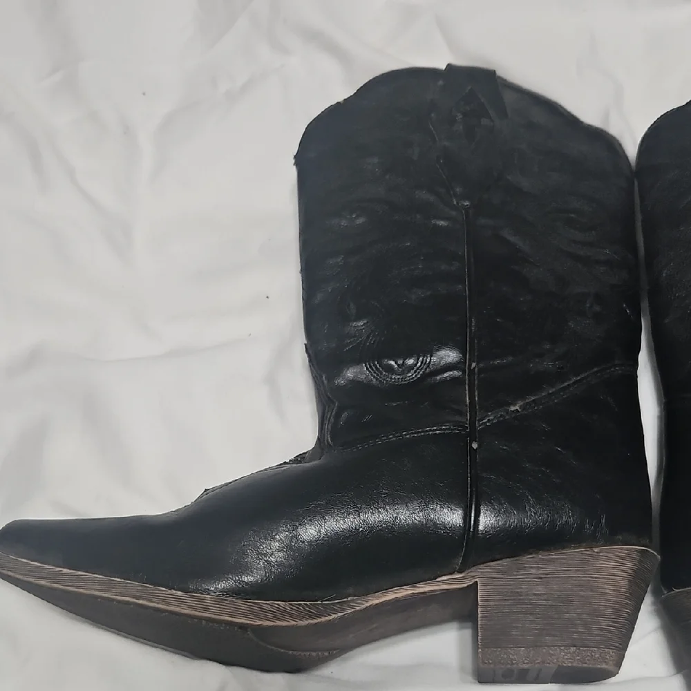 Black Embroidered Western Boots